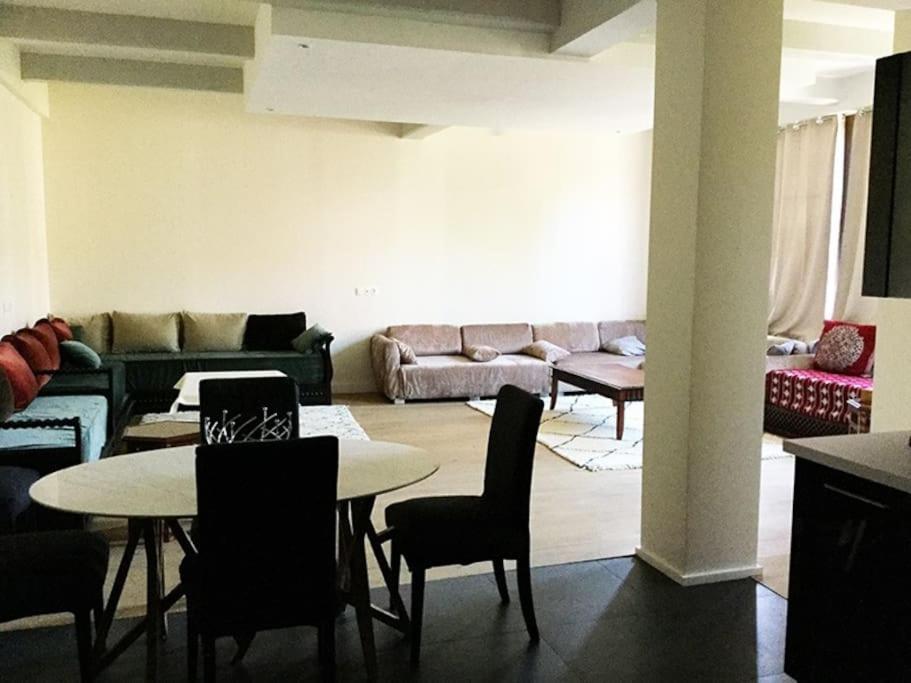150 M² Fully Furnished Loft Apartment ลีลล์ ภายนอก รูปภาพ